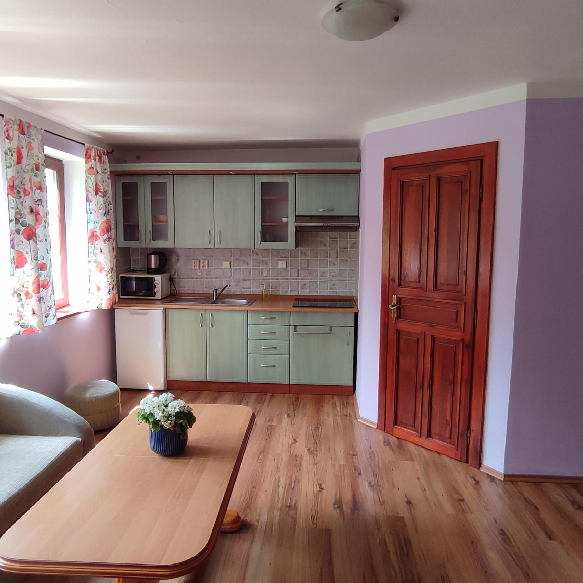 Apartmany Chřibská Exteriör bild