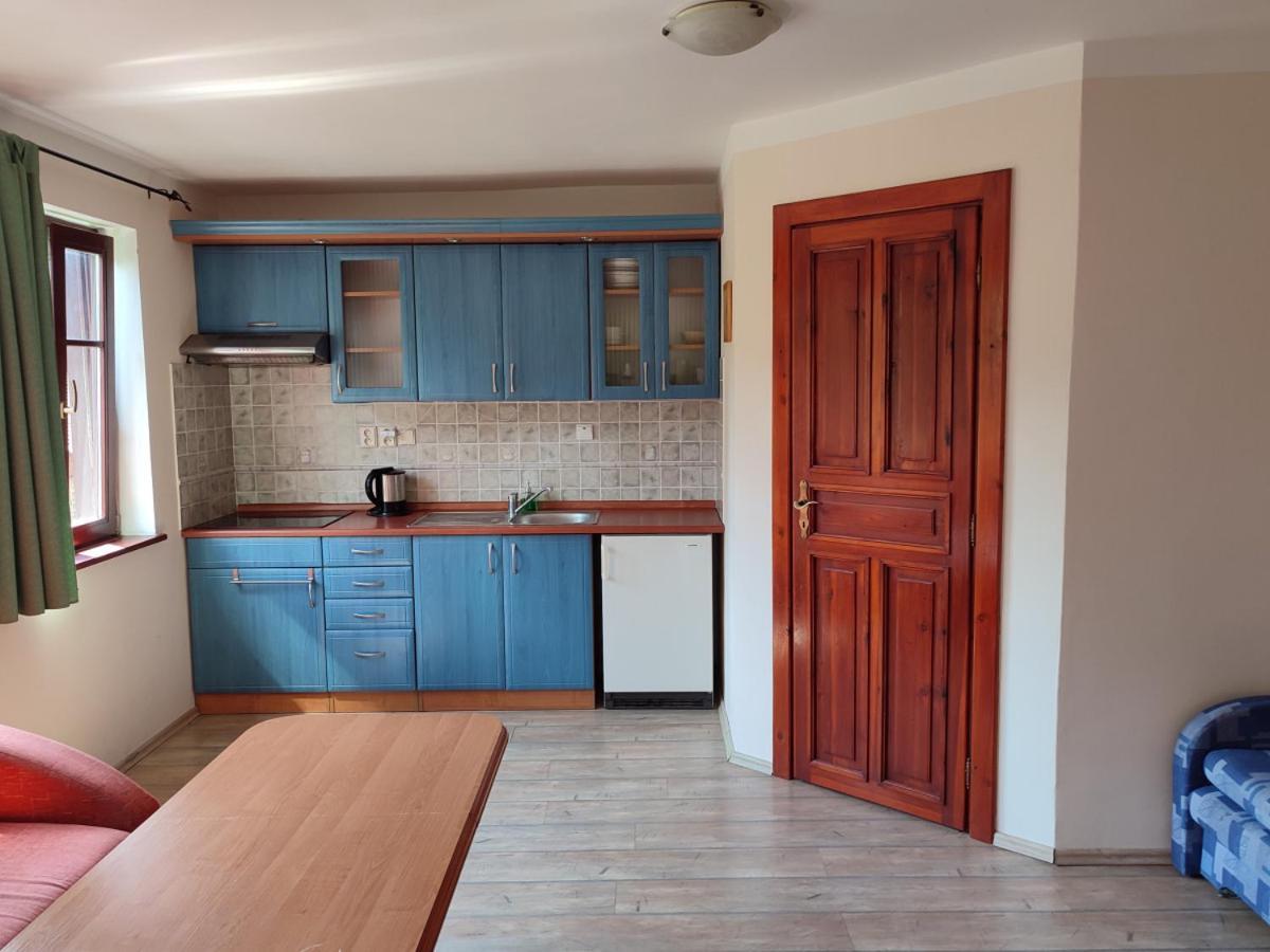 Apartmany Chřibská Exteriör bild